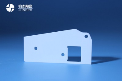 氧化鋁陶瓷燒結(jié)三個(gè)不同階段